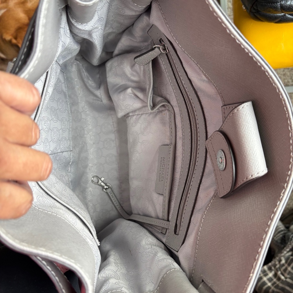Michael Kors  Hamilton Large